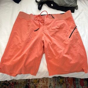 Mens Current State Board Short 9”